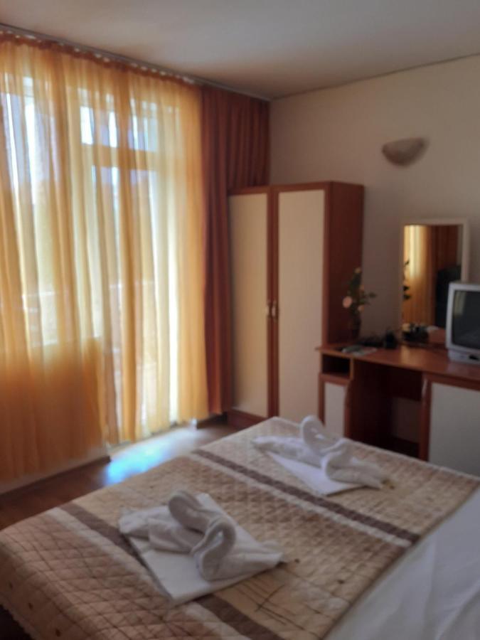 Hotel Stoyanov Ravda Exterior photo