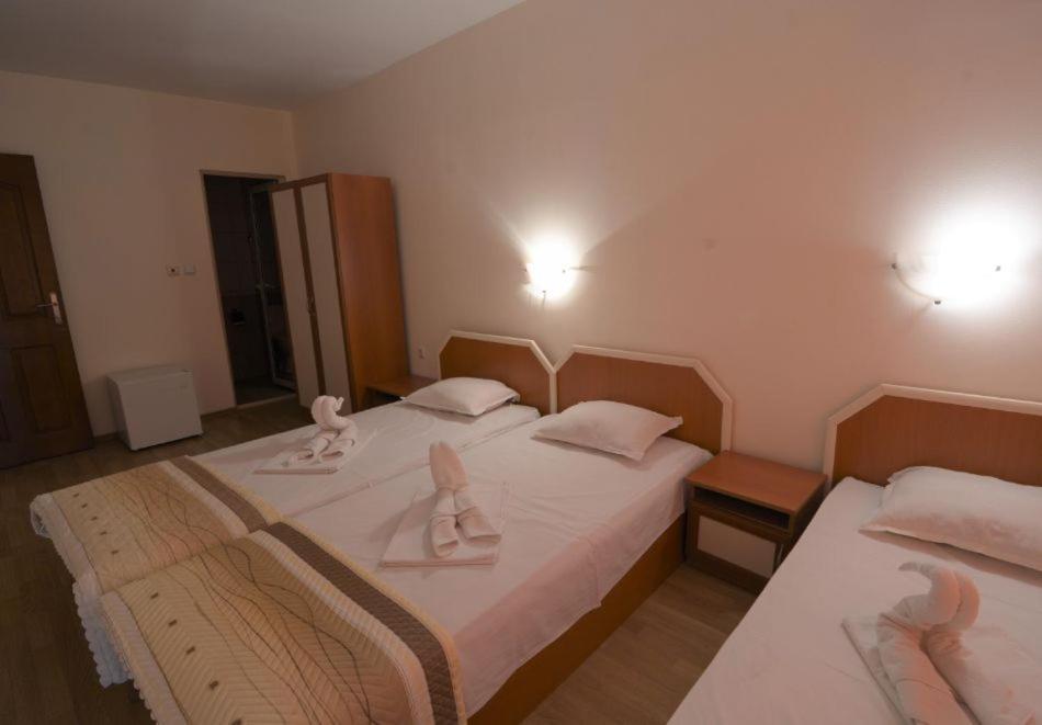 Hotel Stoyanov Ravda Exterior photo